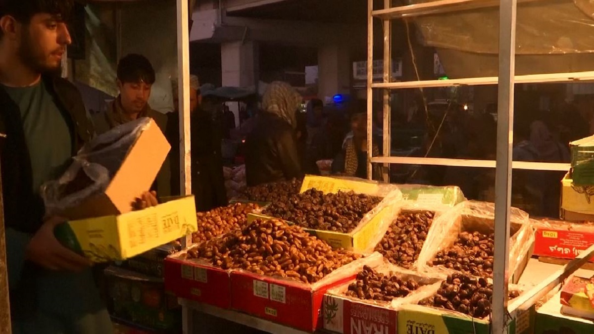 বিশ্বজুড়ে জনপ্রিয় মধ্যপ্রাচ্যের খেজুর: পাঁচ ভাগের এক ভাগ আসে মিশর থেকে