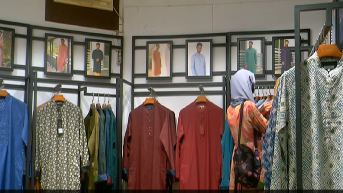 জমে উঠেছে ঈদের বাজার, পাঞ্জাবির কালেকশনে বৈচিত্র্যের ছোঁয়া