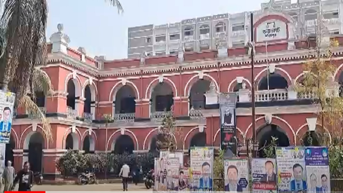 গৃহবধূকে ধর্ষণ ও হত্যার অভিযোগে স্বামীসহ ২ জনের ফাঁসির আদেশ