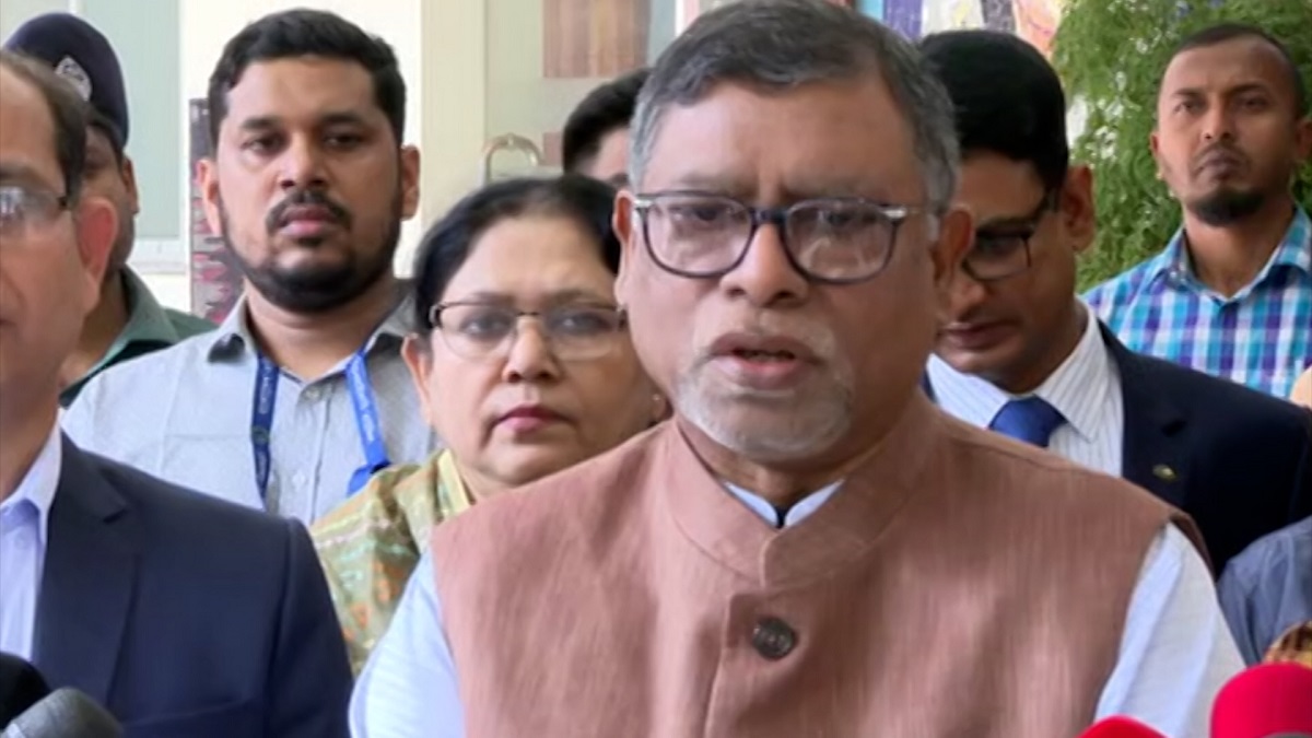 ‘মশা নিধনে দ্রুত ব্যবস্থা নিন’, ডেঙ্গু পরিস্থিতিতে স্বাস্থ্যমন্ত্রী