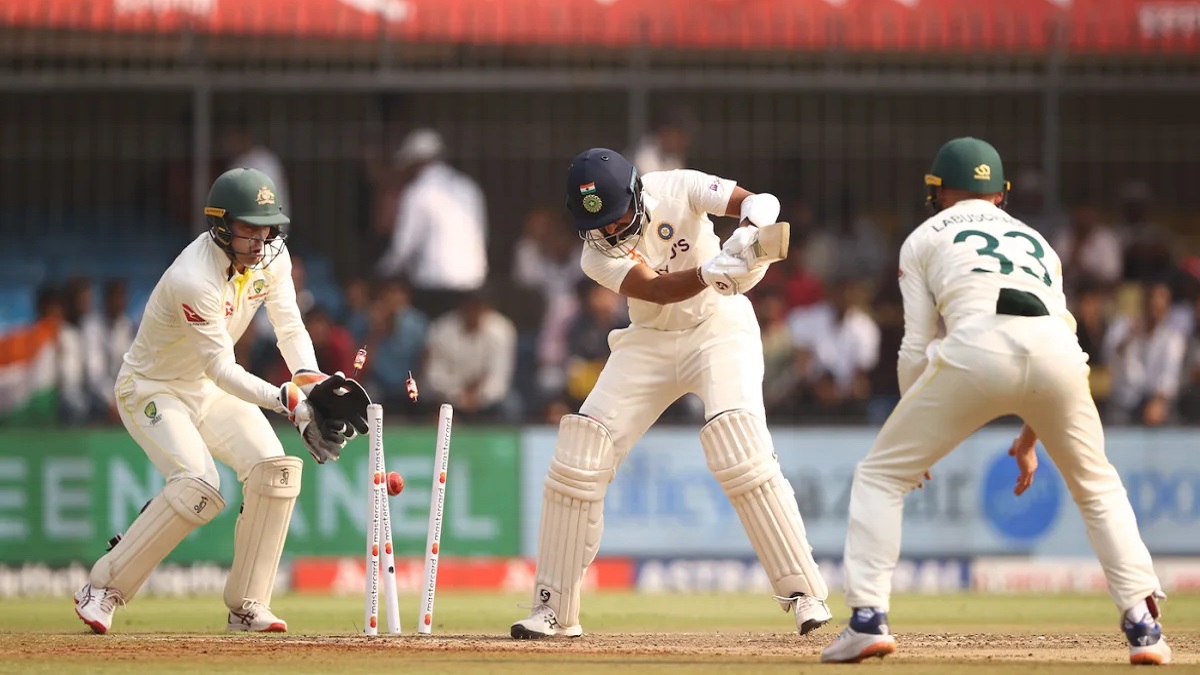 নিজেদের পাতা ফাঁদে পড়ে অজি স্পিনে ধরাশায়ী ভারত