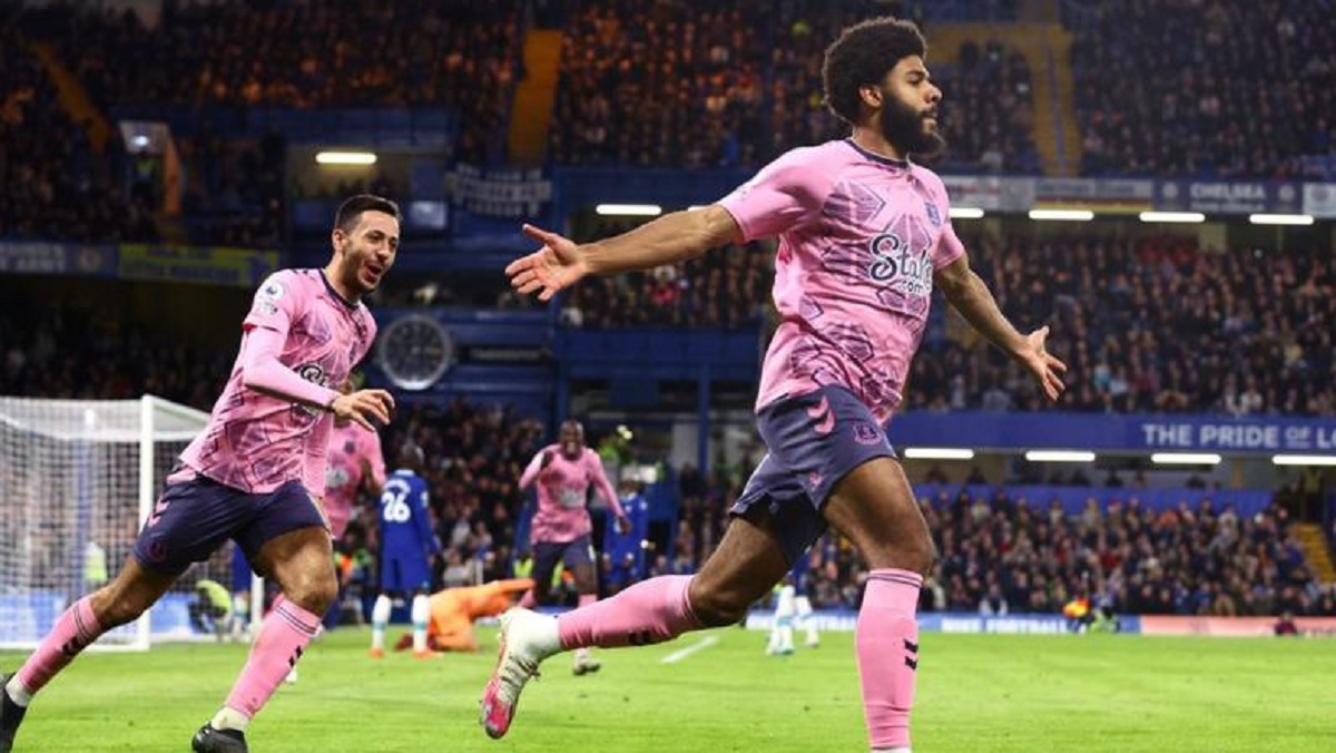 ‘ম্যাগুয়ারের মতো ডিফেন্ডিং’; দুইবার এগিয়েও চেলসির ড্রতে সমর্থকের ক্ষোভ