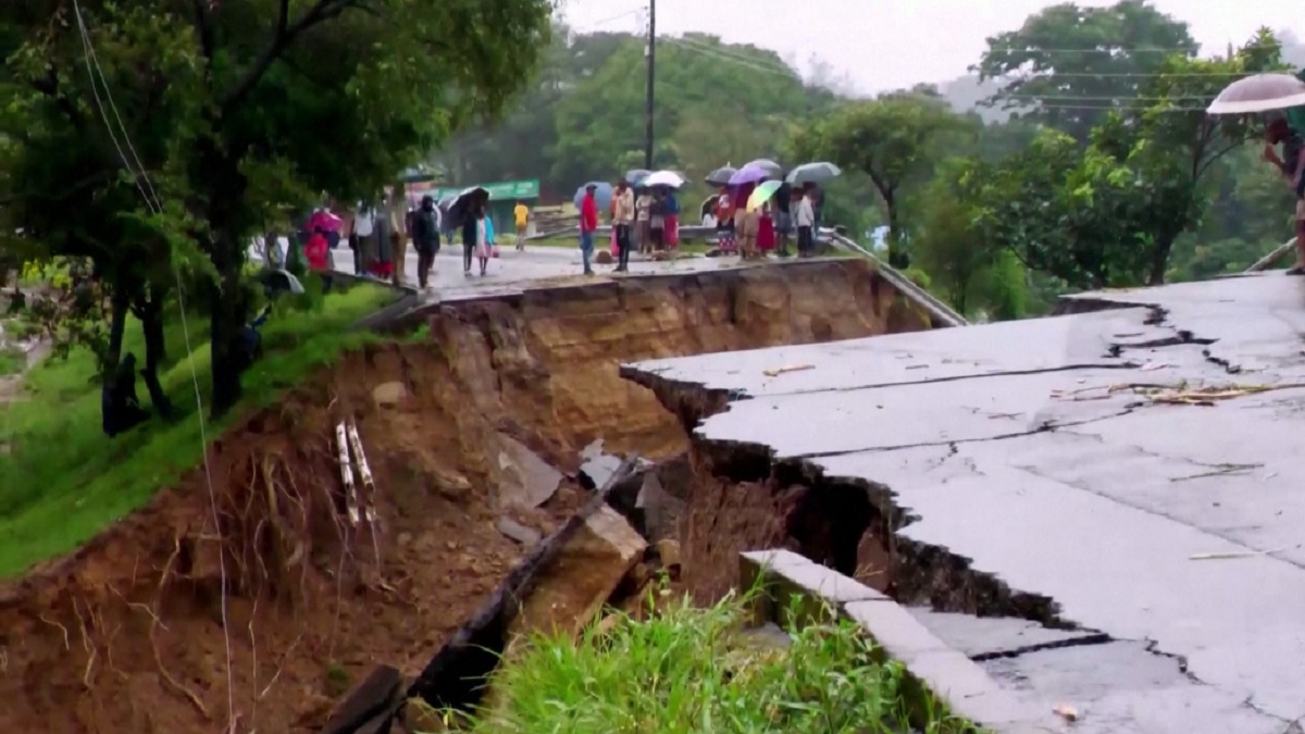 মালাউইতে ঘূর্ণিঝড়ের তাণ্ডবে প্রাণহানি ২শ’ ছাড়ালো