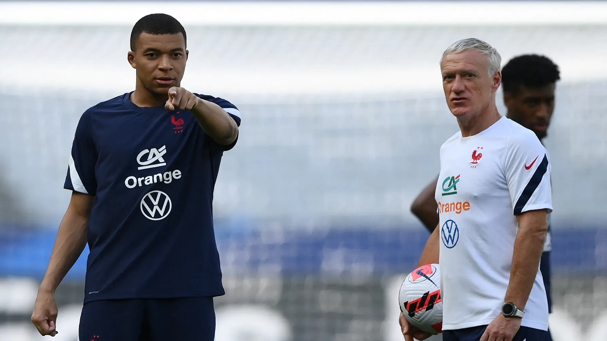 নতুন অধিনায়ক পেলো ফ্রান্স