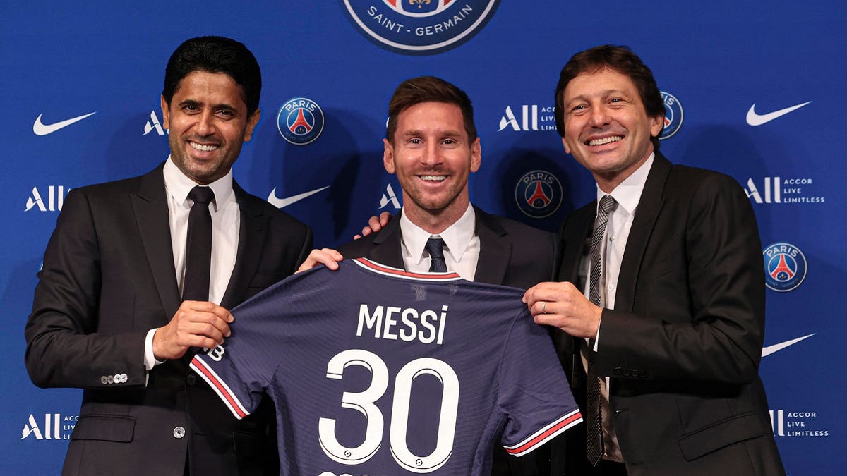মেসি–পিএসজি চুক্তি যেখানে আটকে আছে