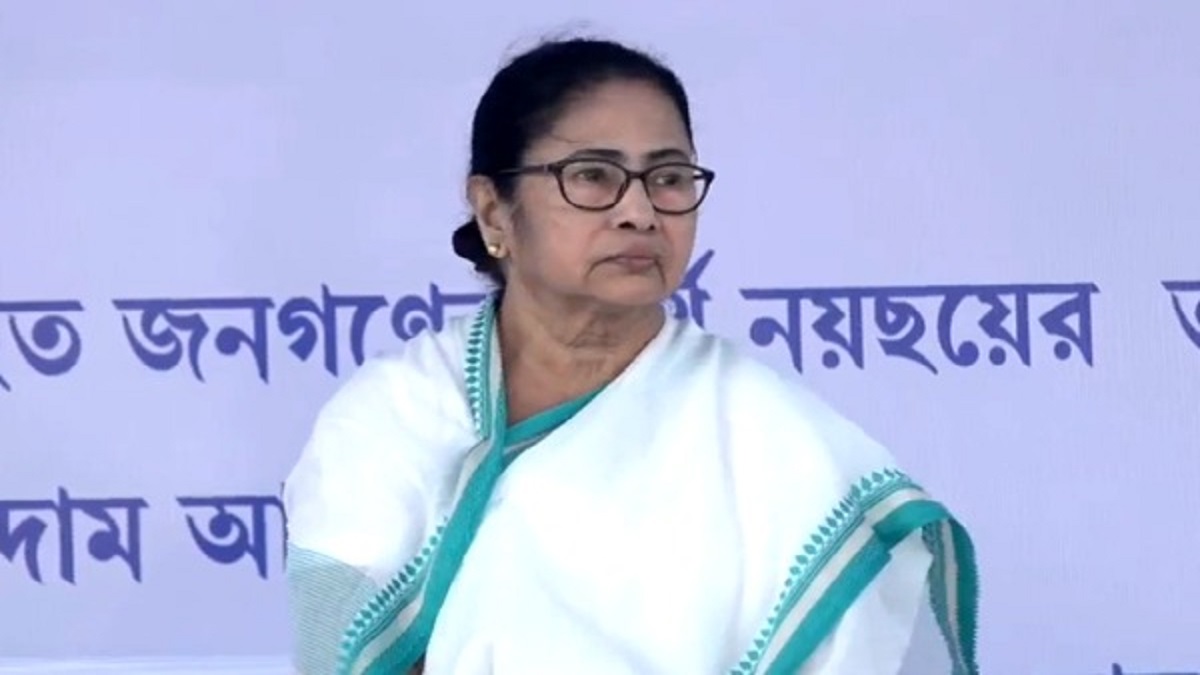 বঞ্চনার অভিযোগে কেন্দ্রীয় সরকারের বিরুদ্ধে মমতা ব্যানার্জির ধর্না কর্মসূচি