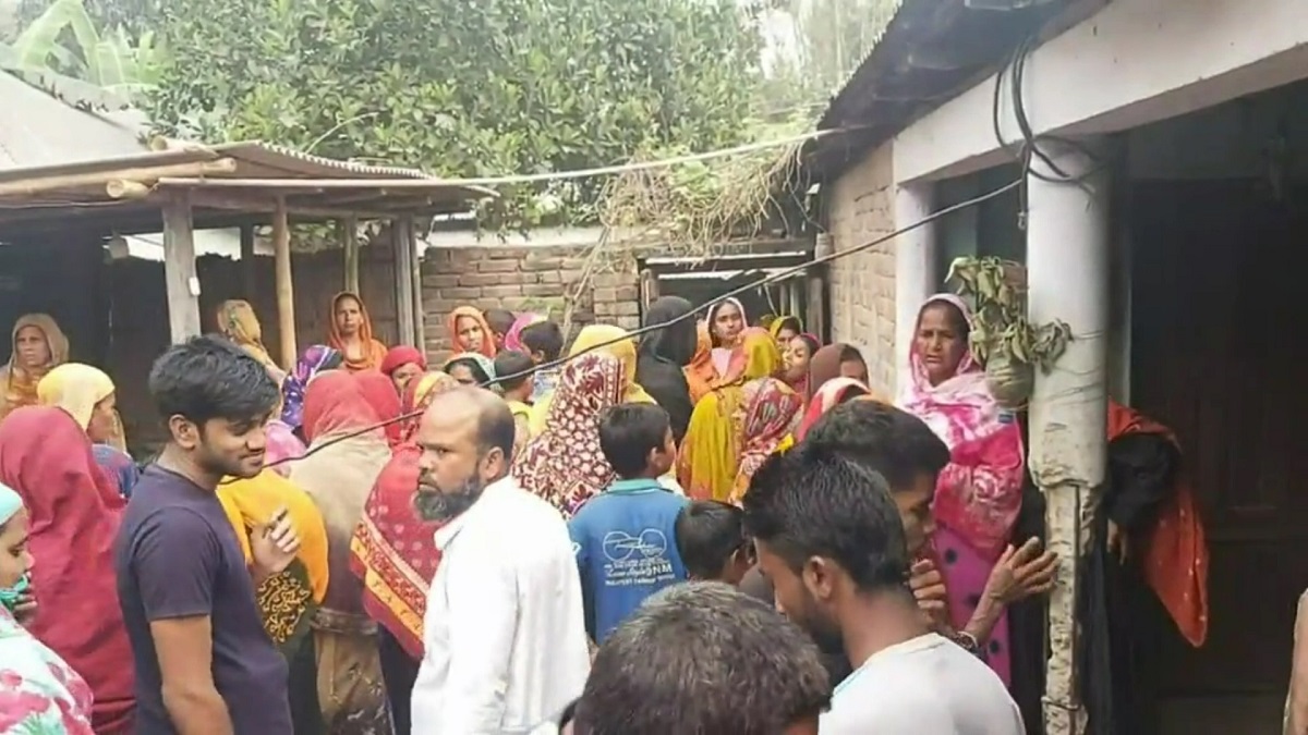 স্কুল থেকে ফেরার পথে ট্রাক্টর চাপায় নিহত শিশু