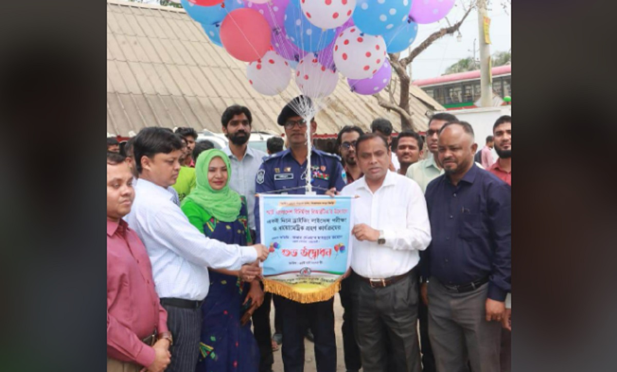 নোয়াখালীতে একদিনে ড্রাইভিং লাইসেন্স প্রদান কার্যক্রমের উদ্বোধন