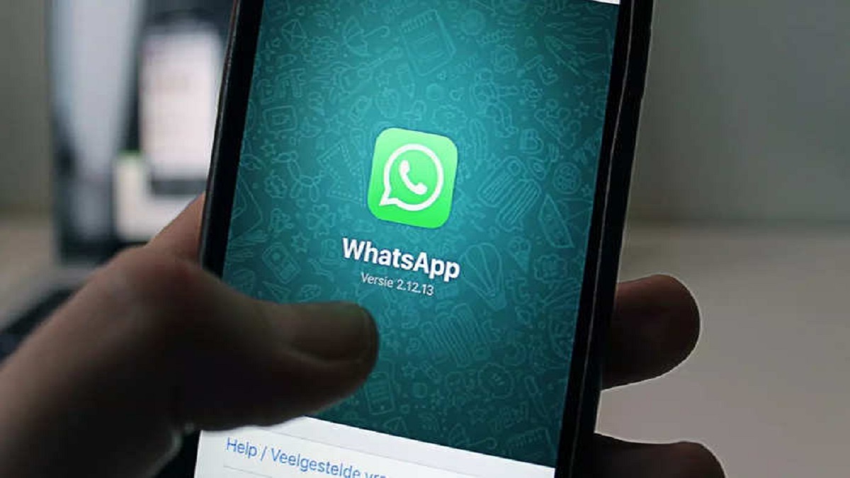 ছেলের সাথে ঝগড়া করে সন্তান দত্তক নেয়ার আভাস বাবার