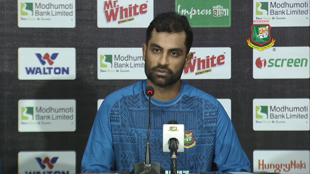 তামিম ও হাথুরুর সিদ্ধান্তেই ছয়ে ব্যাটিং করেন মুশফিক