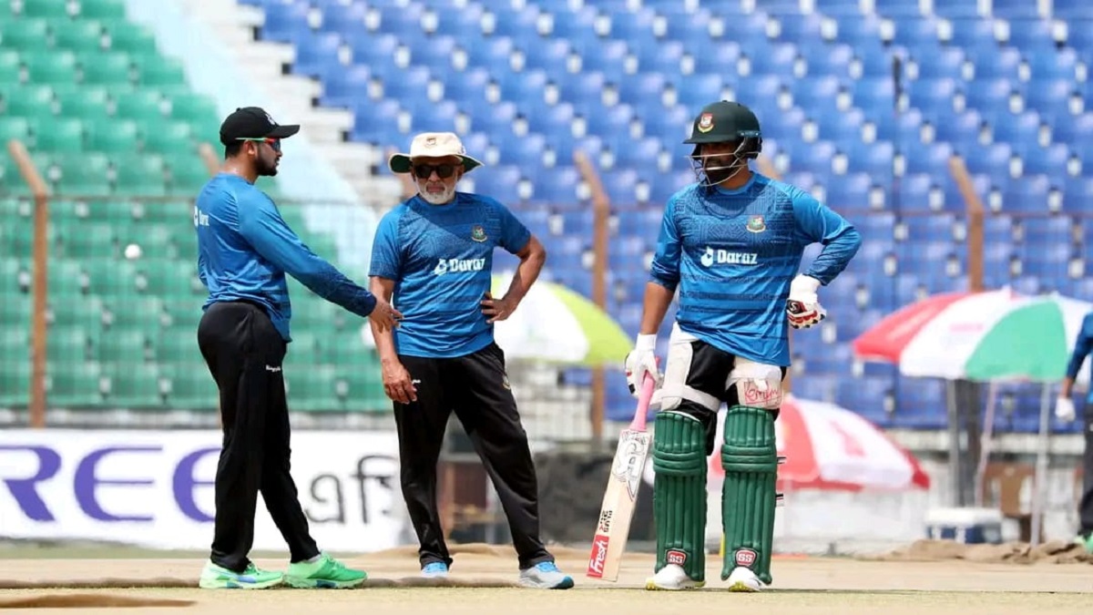 তামিমের ডাকে সাড়া দিয়ে পিচ পর্যবেক্ষণে সাকিব