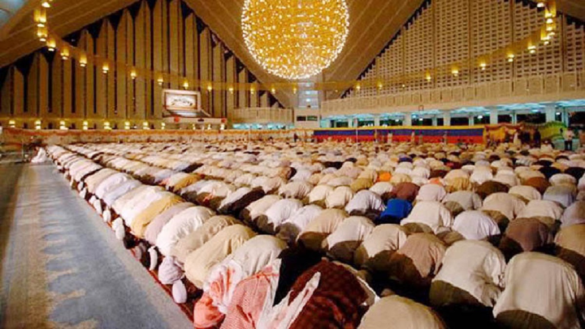 সারাদেশে একই পদ্ধতিতে তারাবি পড়ার আহ্বান