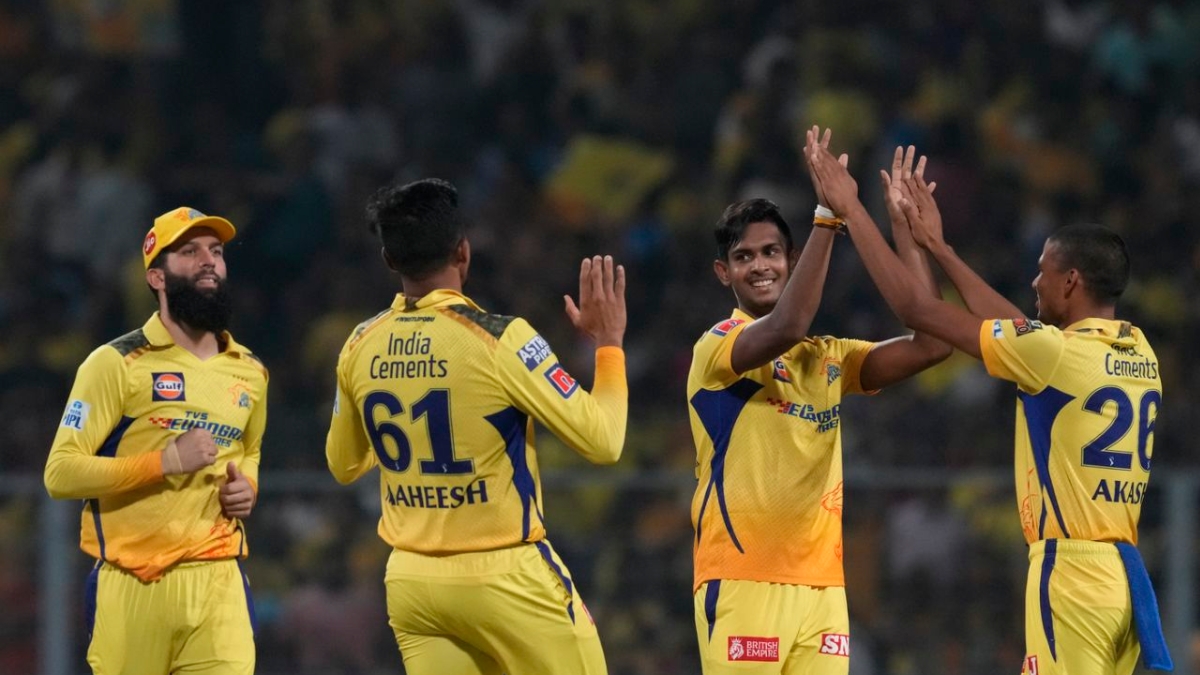 কলকাতাকে হারিয়ে পয়েন্ট টেবিলের শীর্ষে চেন্নাই