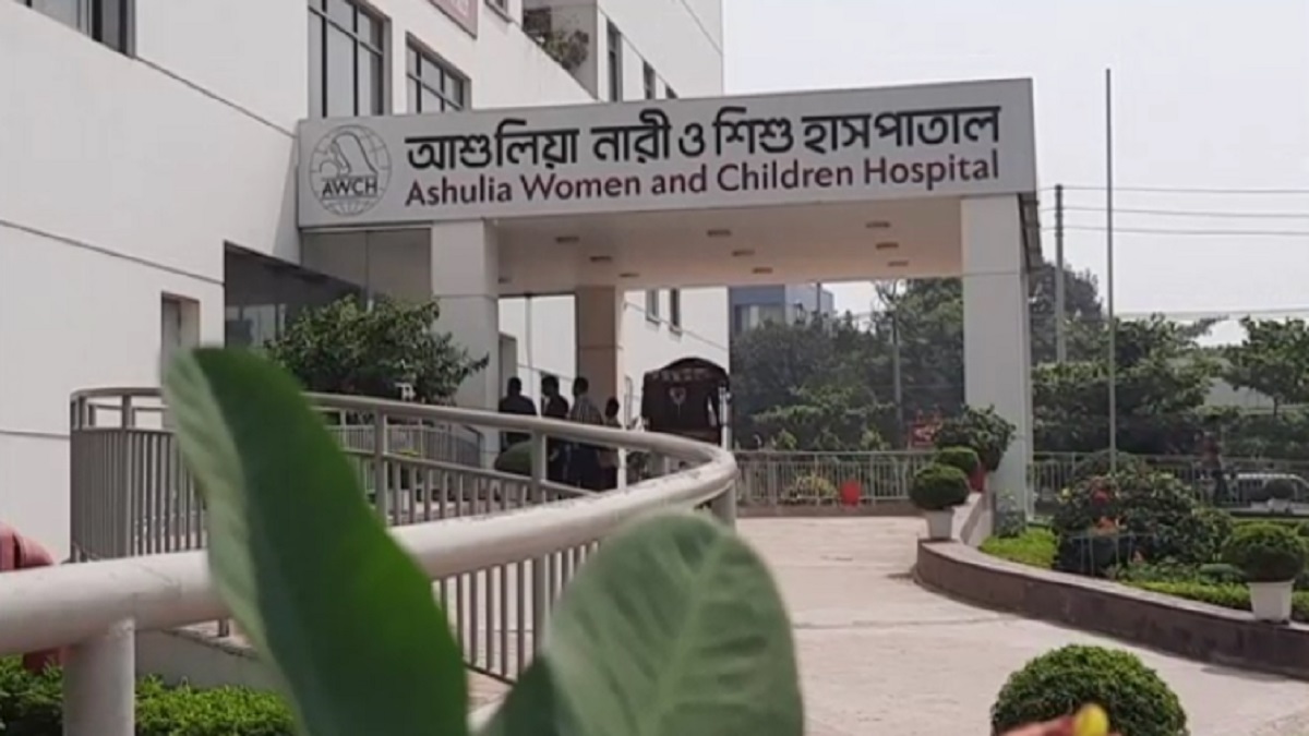 আশুলিয়ায় পোশাক শ্রমিককে কুপিয়ে হত্যার অভিযোগ সাবেক স্বামীর বিরুদ্ধে