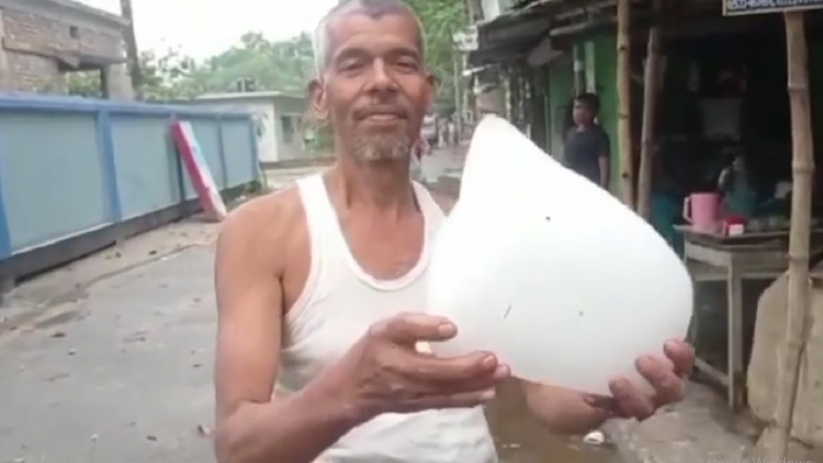 রাজবাড়ীতে ৫ কেজি ওজনের শিলা!