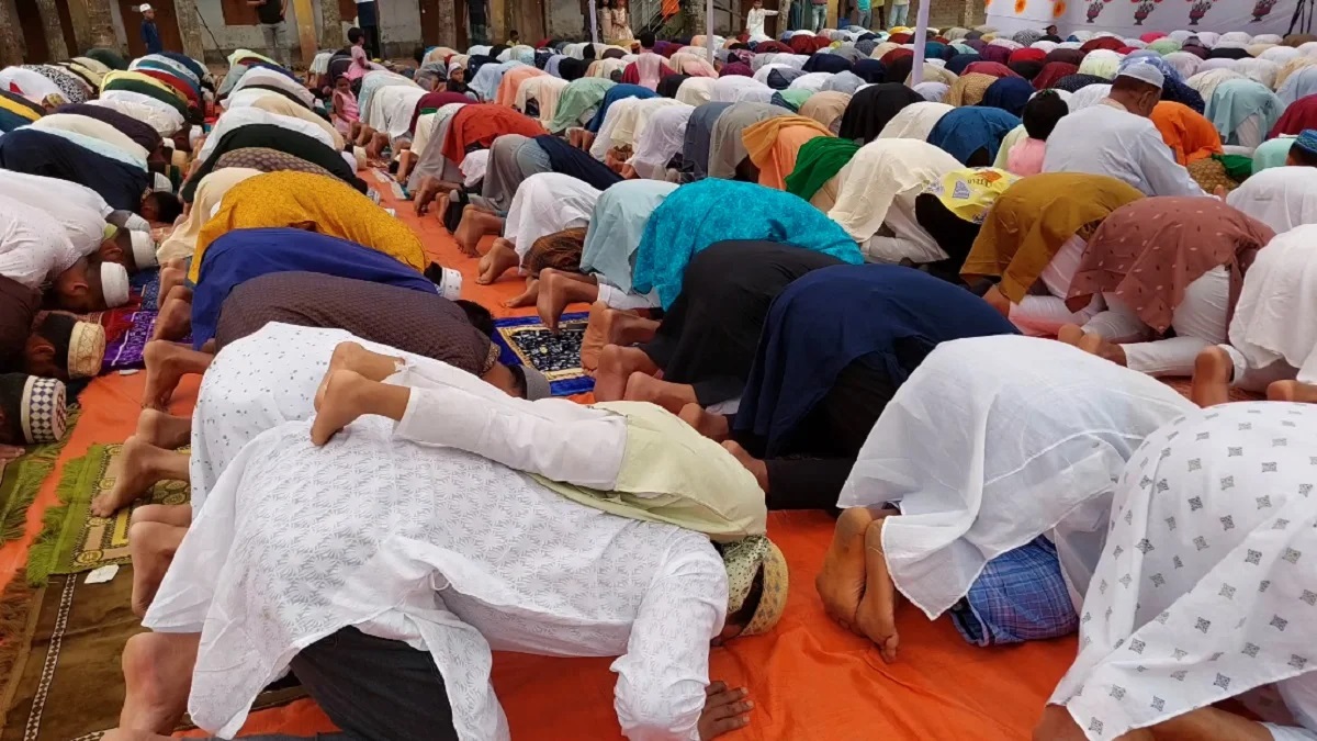 সৌদি আরবের সাথে কালই ঈদ পালিত হবে চাঁদপুরের ৪০ গ্রামে