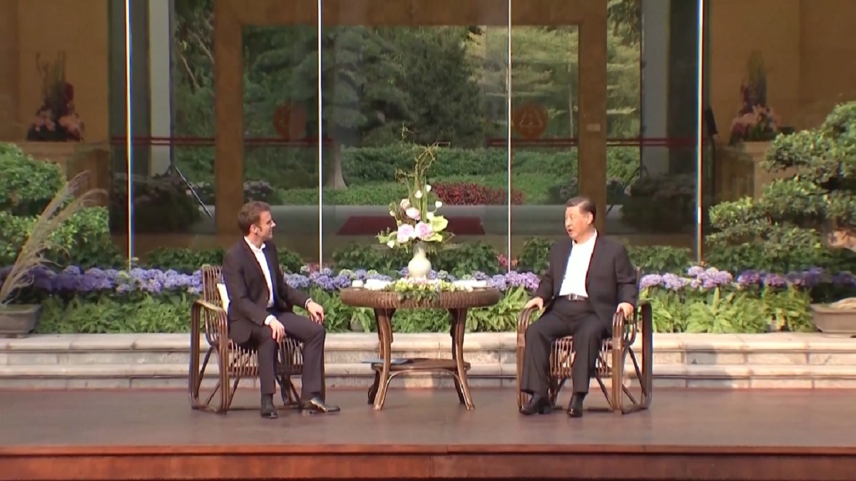 শি-ম্যাকরনের বৈঠক: রাজনীতি ছাড়াও আলোচনায় সাংস্কৃতিক বিষয়