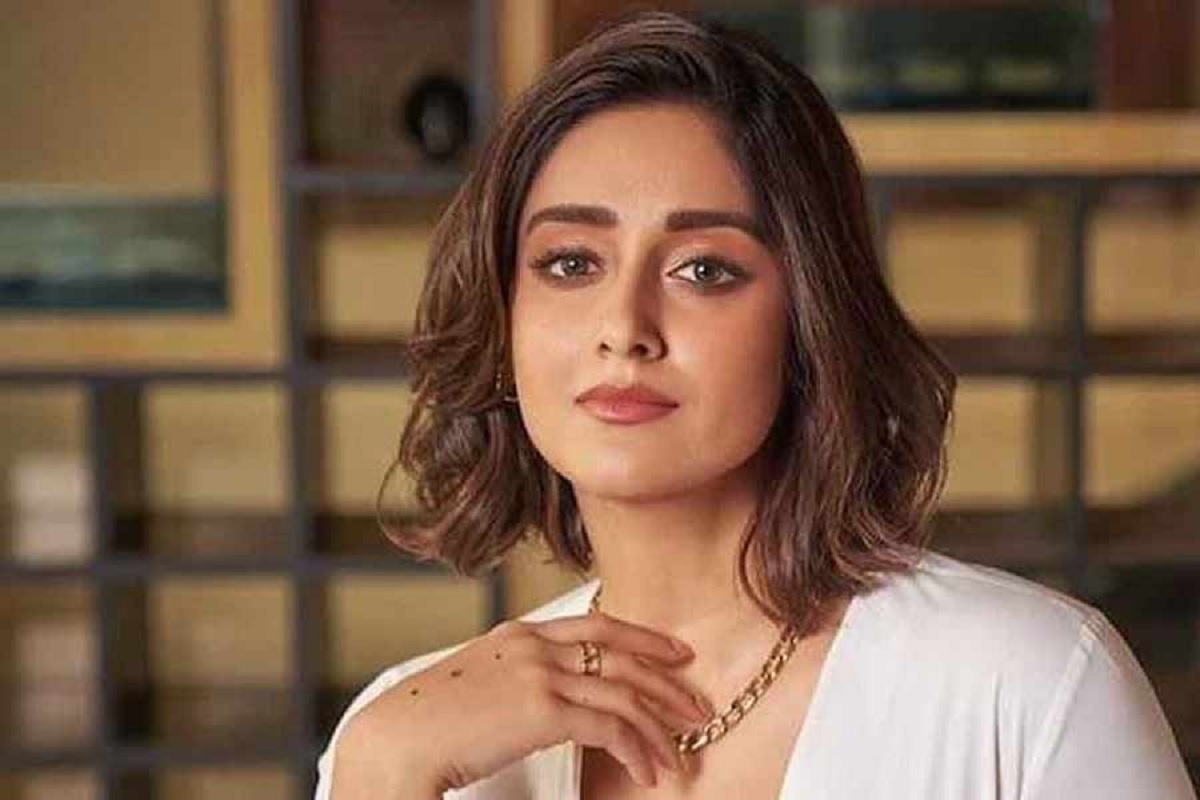 মা হচ্ছেন ইলিয়ানা ডি’ক্রুজ!