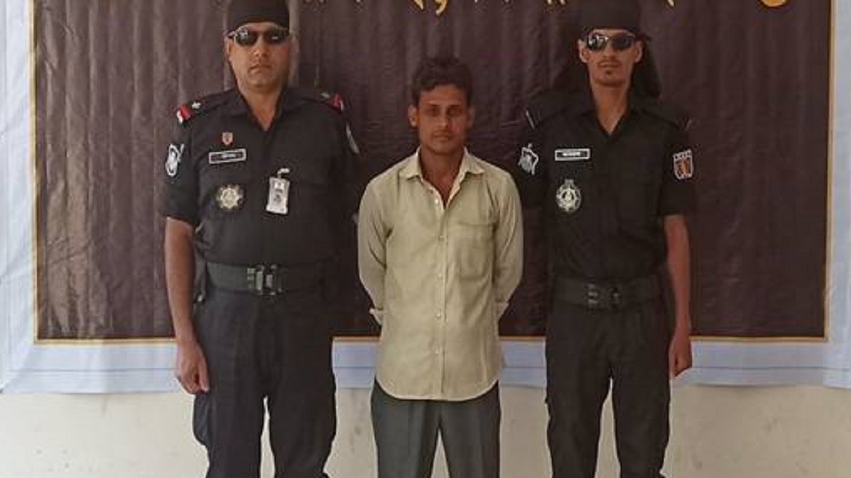 ঝিনাইদহে গাঁজা-ইয়াবাসহ দুই মাদক কারবারি গ্রেফতার