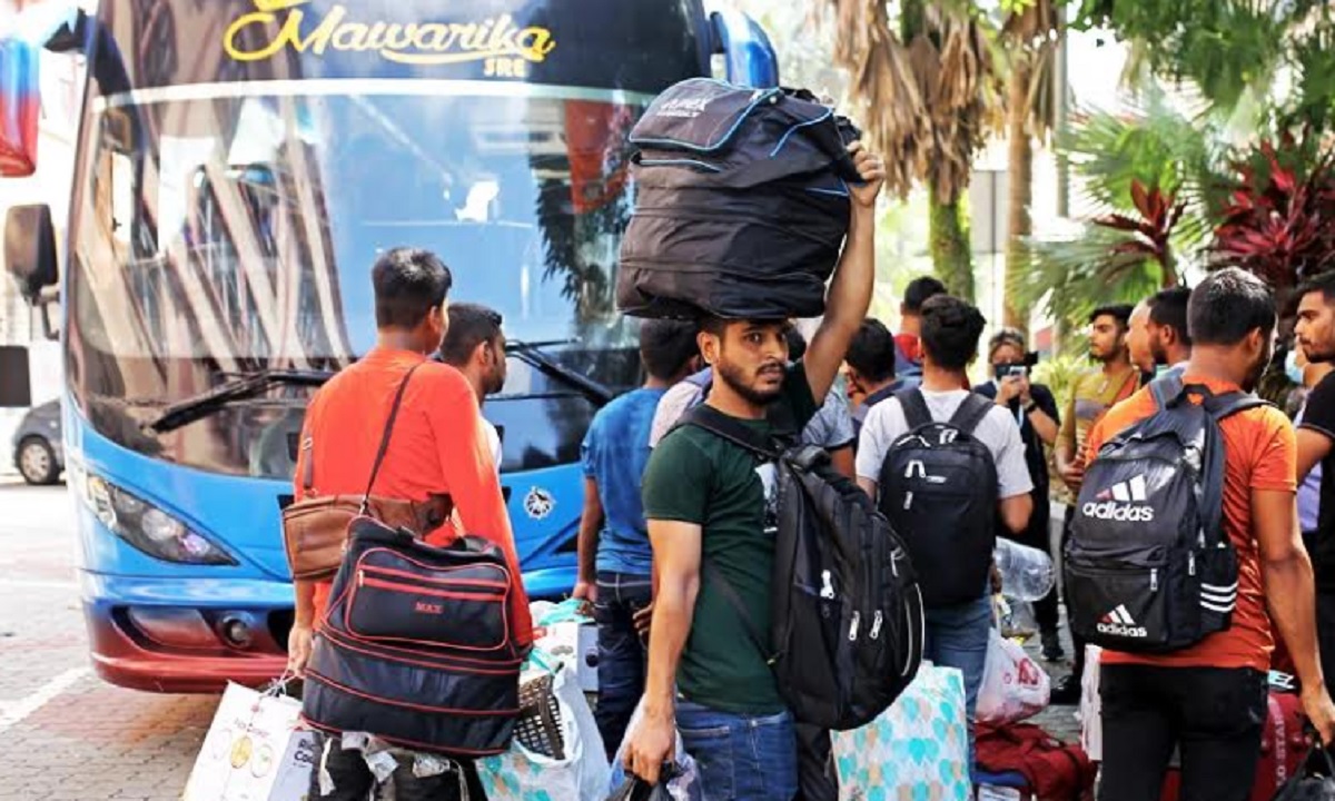 মালয়েশিয়ায় বাংলাদেশ ও নেপালের ২২৬ শ্রমিক উদ্ধার