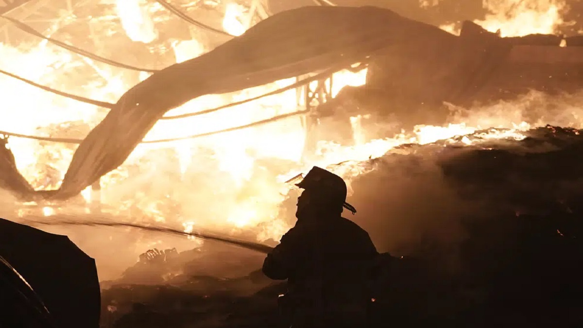 মেক্সিকোতে পুড়ে ছাই বিশ্বের অন্যতম বৃহৎ পাইকারি বাজারের একাংশ