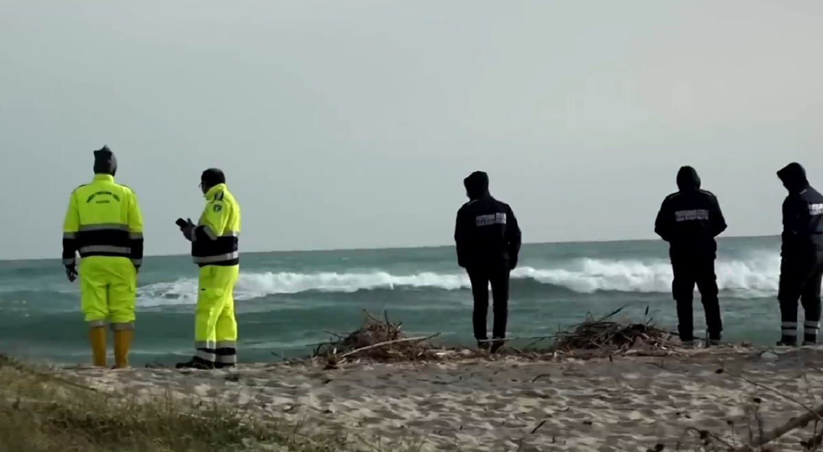 চলতি বছরের প্রথম তিন মাসে ভূমধ্যসাগরে ৪ শতাধিক অভিবাসনপ্রত্যাশীর মৃত্যু