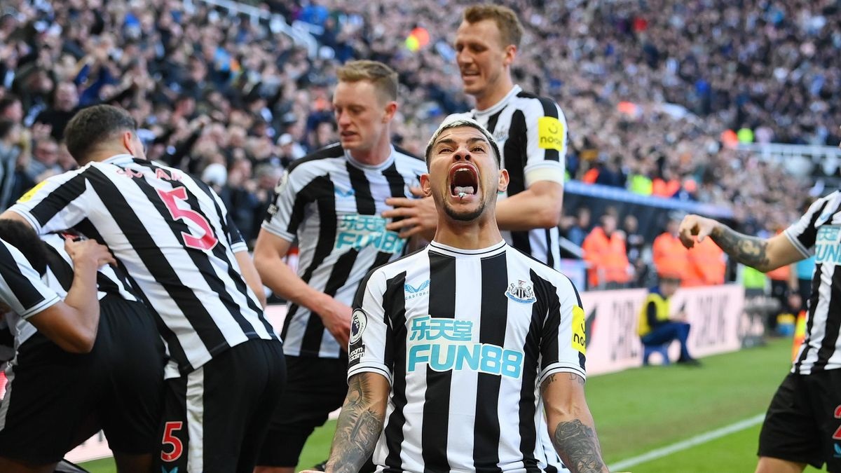 ম্যান ইউনাইটেডকে হারিয়ে নিউক্যাসলের চমক