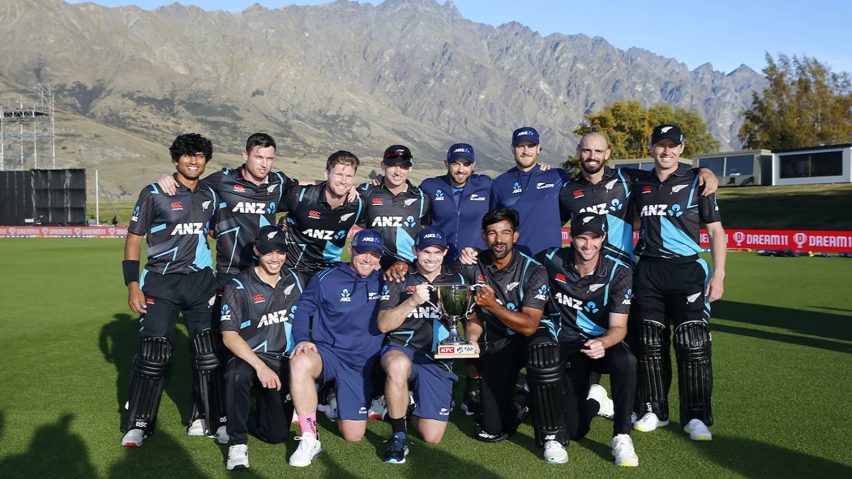 নাটকীয় ম্যাচে সিরিজ জিতলো নিউজিল্যান্ড