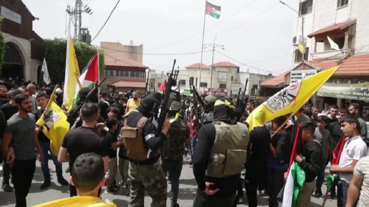 দখলকৃত পশ্চিম তীরে গুলিবিদ্ধ ফিলিস্তিনির মৃত্যু