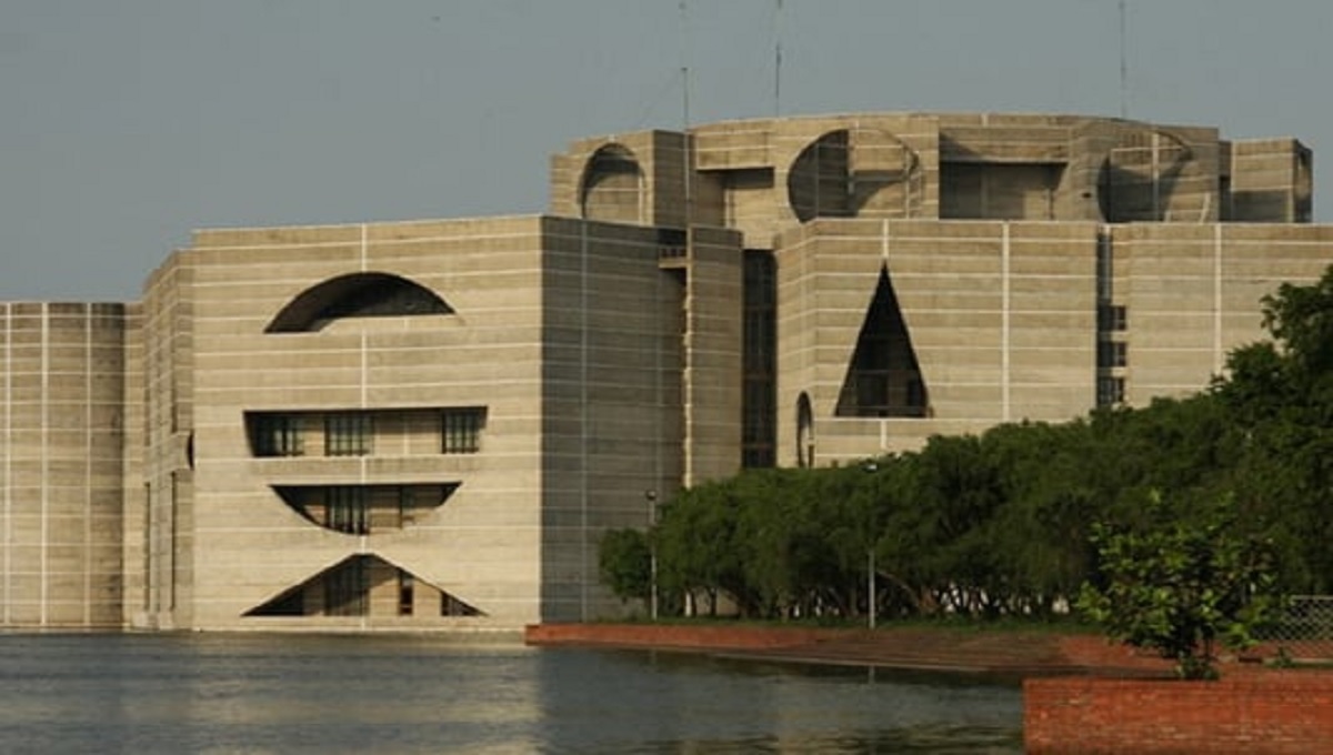 সংসদীয় ব্যবস্থায় অবিশ্বাসী একটি পক্ষের অবস্থান দেশের বিরুদ্ধে; সংসদে এমপিদের মন্তব্য