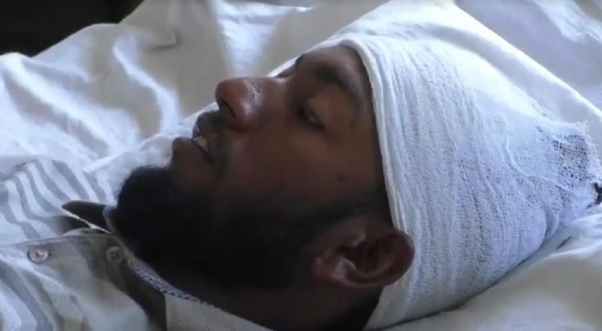 ফসলী জমির মাটি কাটতে বাধা দেয়ায় পিতা-পুত্রকে পিটিয়ে জখম