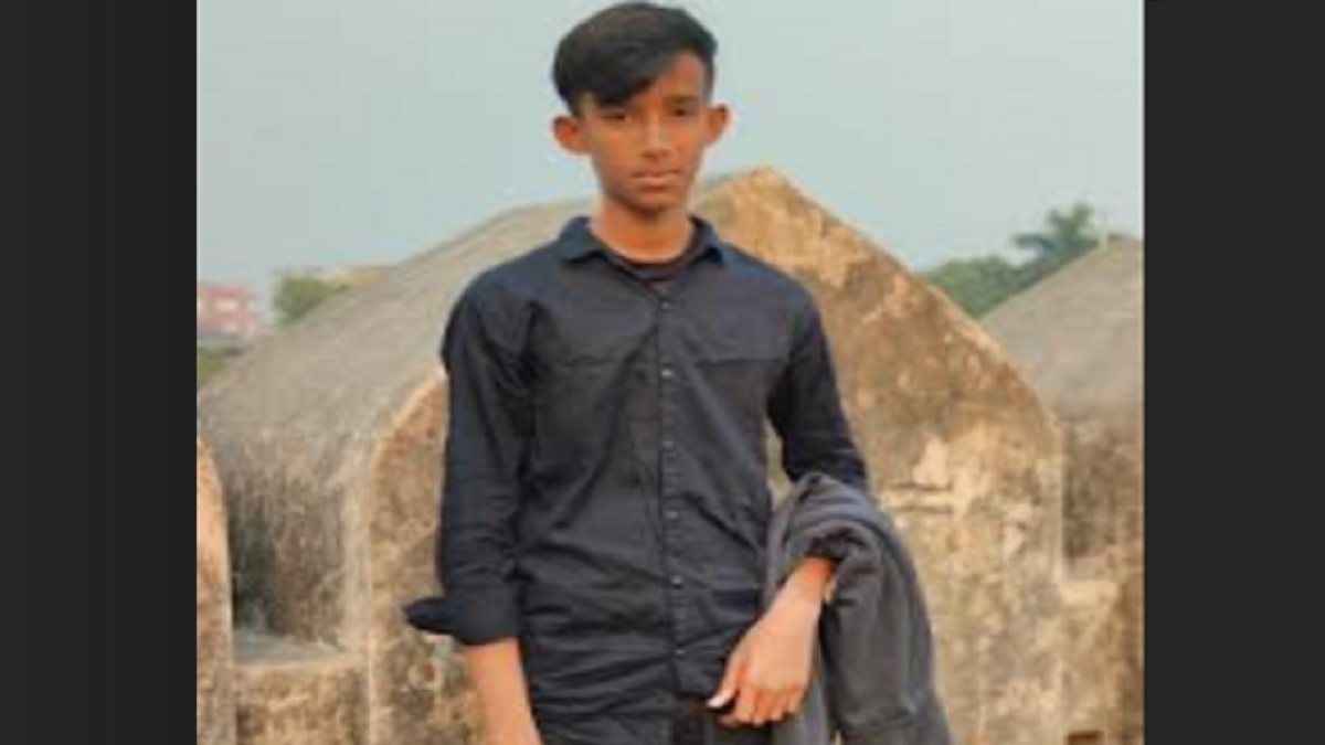 মুন্সিগঞ্জে তুচ্ছ ঘটনার জেরে বন্ধুর হাতে খুন স্কুলছাত্র
