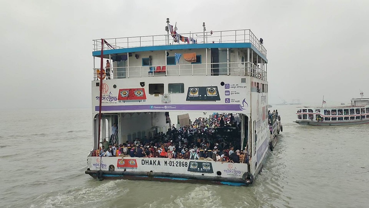 ১৮ এপ্রিল থেকে শিমুলিয়া-মাঝিকান্দি নৌরুটে ফেরিতে মোটরসাইকেল পারাপার শুরু