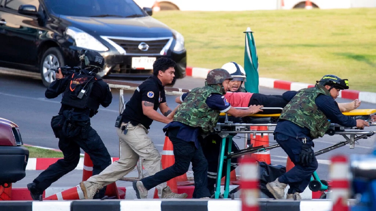 থাইল্যান্ডে বন্দুক হামলায় নিহত ৪