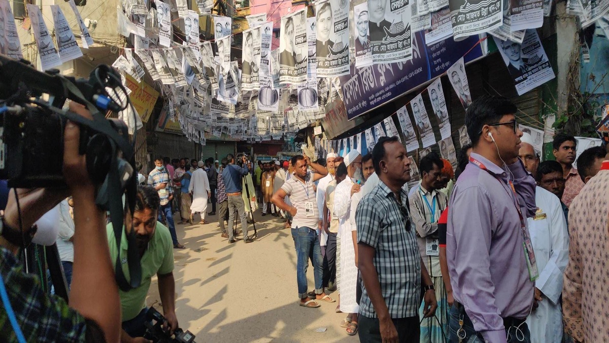গাজীপুর সিটি নির্বাচনে ভোটগ্রহণ চলছে