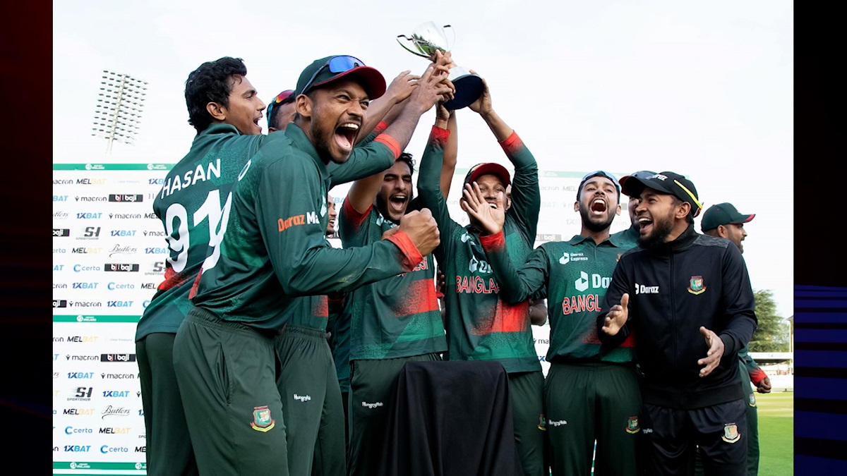 শান্ত’র মাঝে অধিনায়ক হবার সম্ভাবনা দেখছেন আকরাম খান (ভিডিও)