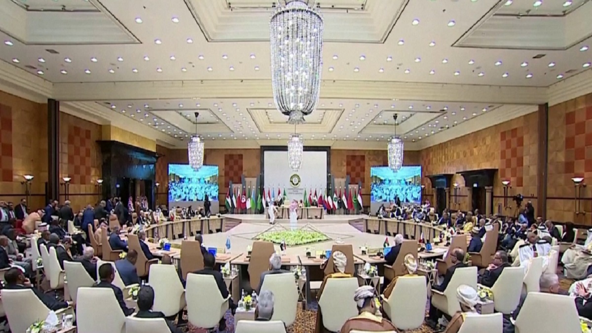 রাশিয়া-ইউক্রেন যুদ্ধ বন্ধে মধ্যস্থতা করতে চায় সৌদি