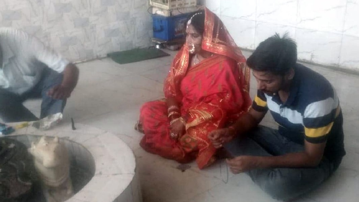 ২০ কিলোমিটার ধাওয়া করে পলাতক পাত্রকে ধরে আনলেন কনে, অবশেষে হলো বিয়ে