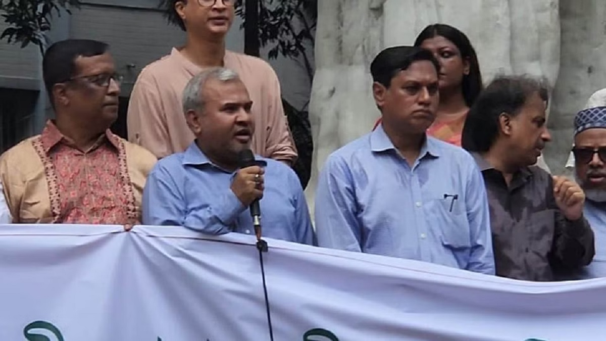 নির্বাচন ছাড়াই সংসদ ও সরকারের মেয়াদ আরও পাঁচ বছর বাড়ানোর প্রস্তাব ঢাবি শিক্ষকের