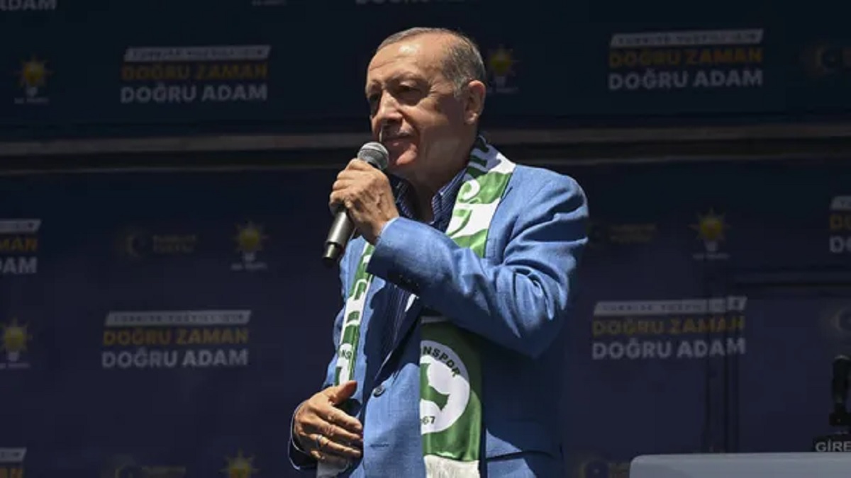 কিছু পেঁয়াজ ও আলুর জন্য আপনাদের নেতাকে বলি দেবেন না: এরদোগান