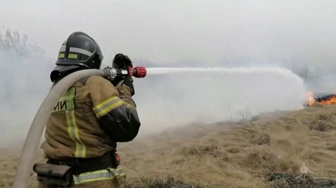 রাশিয়ার উরাল পর্বতে ভয়াবহ দাবানল, প্রাণহানি বেড়ে ২১