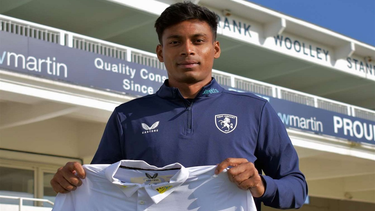 ইংল্যান্ডের লিগে সুযোগ পেলেন বাংলাদেশি বংশোদ্ভূত আরাফাত