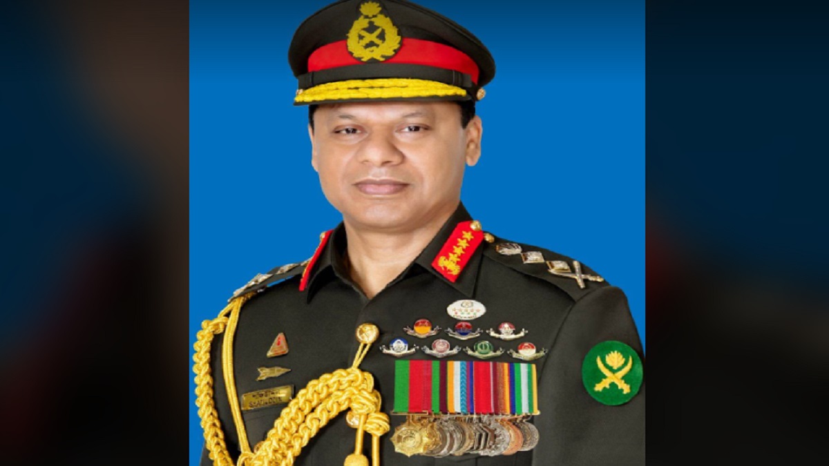 সৌদি সফর শেষে দেশে ফিরলেন সেনাপ্রধান