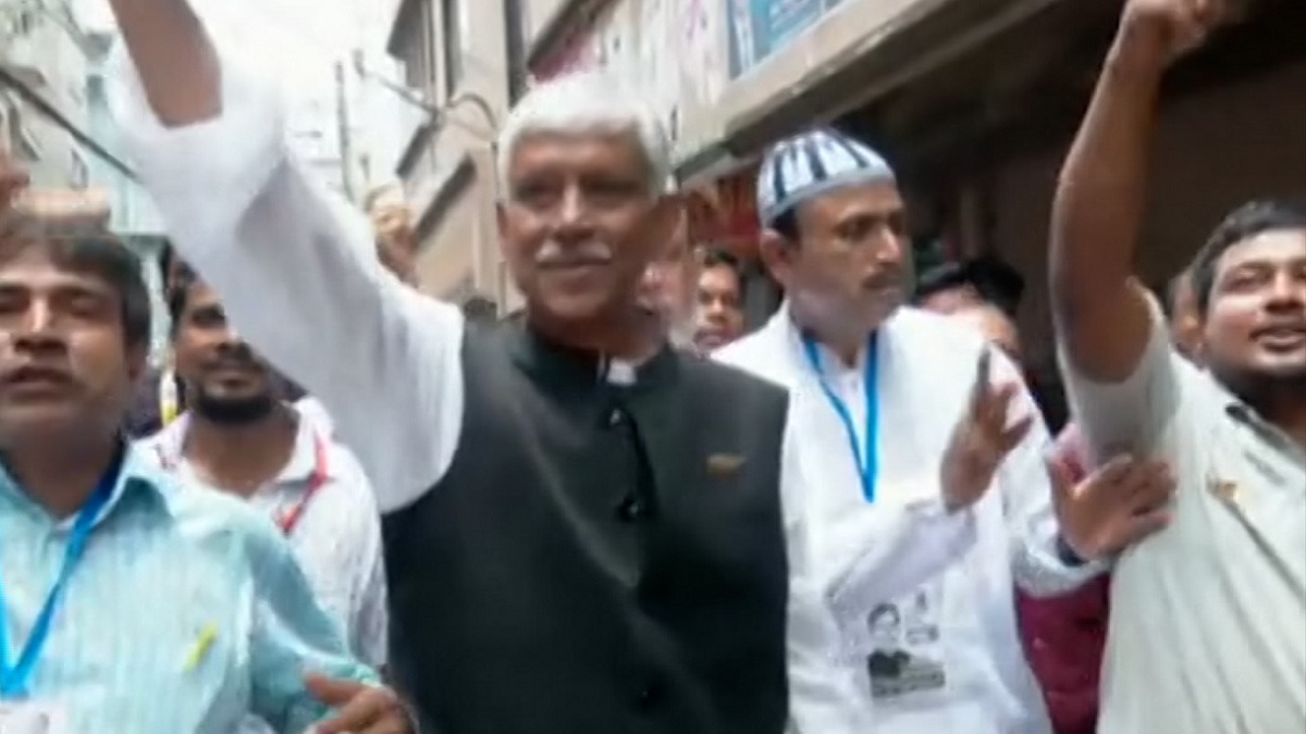 গাসিক নির্বাচন: জয়ের ব্যাপারে শতভাগ আশাবাদী আজমত উল্লা খান