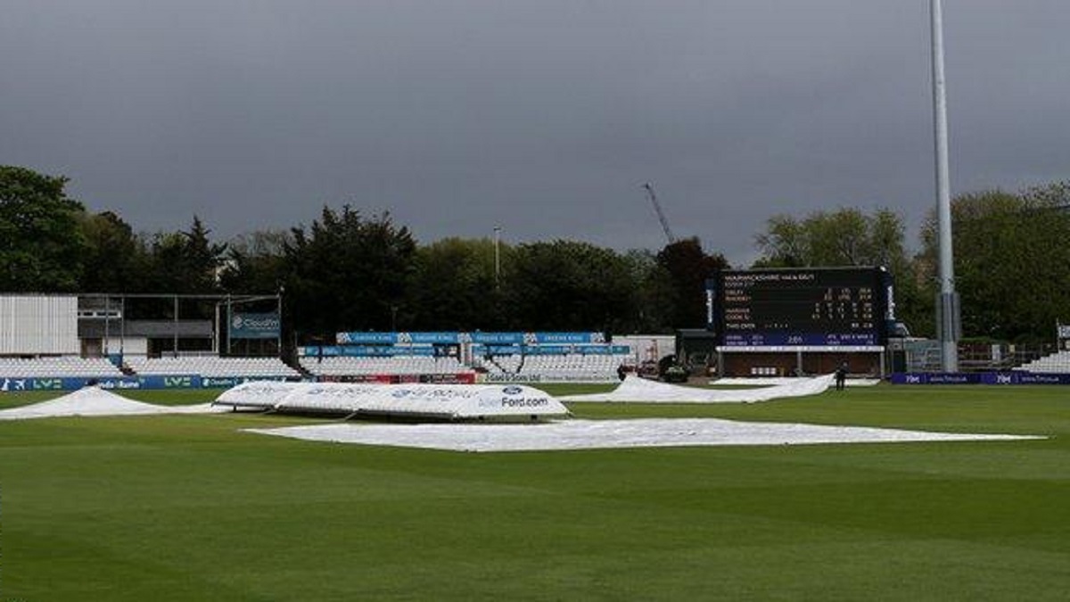 বৃষ্টি বিঘ্নিত বাংলাদেশ- আয়ারল্যান্ড দ্বিতীয় ওয়ানডেতে কমানো হলো ওভার