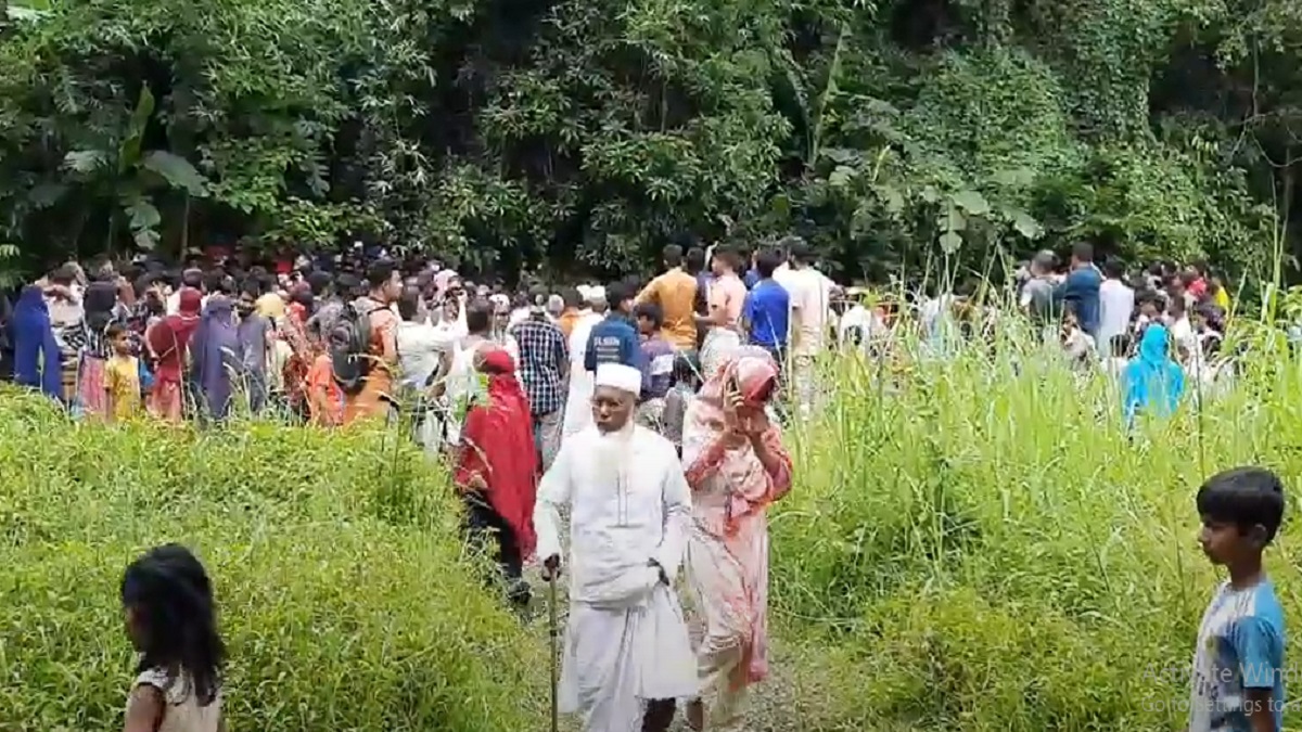 ফরিদগঞ্জে নিখোঁজের পাঁচদিন পর শিশুর অর্ধগলিত মরদেহ উদ্ধার