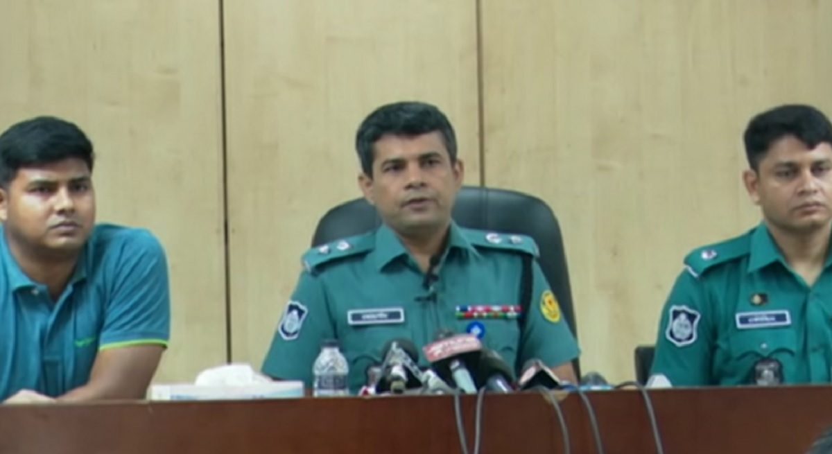 শিশুদের আটকে রেখে মুক্তিপণ আদায় করা চক্রের তিন সদস্য গ্রেফতার