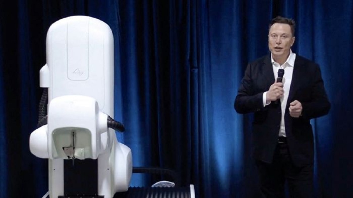 এবার অসাড় হয়ে পড়া মানবশরীরে স্পন্দন ফেরাবেন ইলন মাস্ক