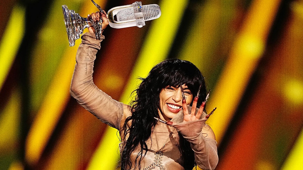 দ্বিতীয়বারের মতো ইউরোভিশন প্রতিযোগিতার বিজয়ী হলেন লরেন