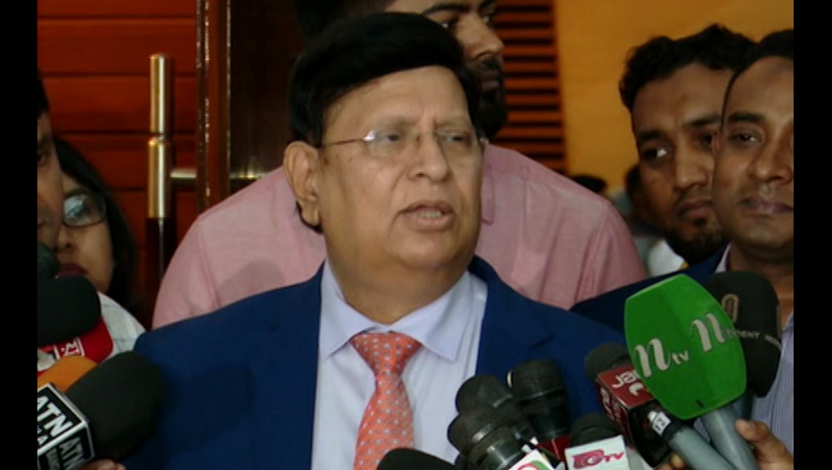 সরকারি কর্মচারী ও আমলারা চিন্তিত হতে পারে; মার্কিন ভিসানীতি প্রসঙ্গে পররাষ্ট্রমন্ত্রী